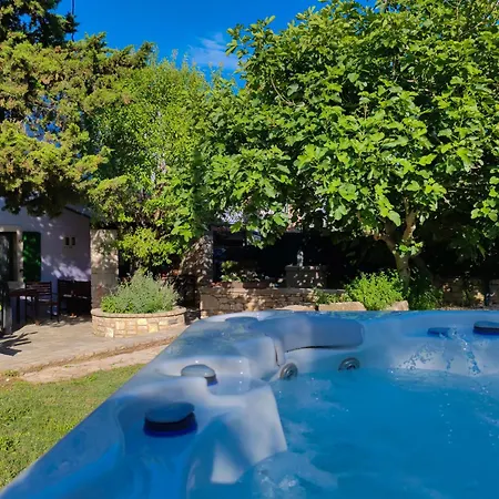 Rural Oriana Сasa de vacaciones Manjadvorci